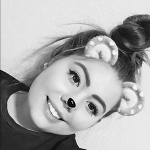 Meet your Posher, Nadine